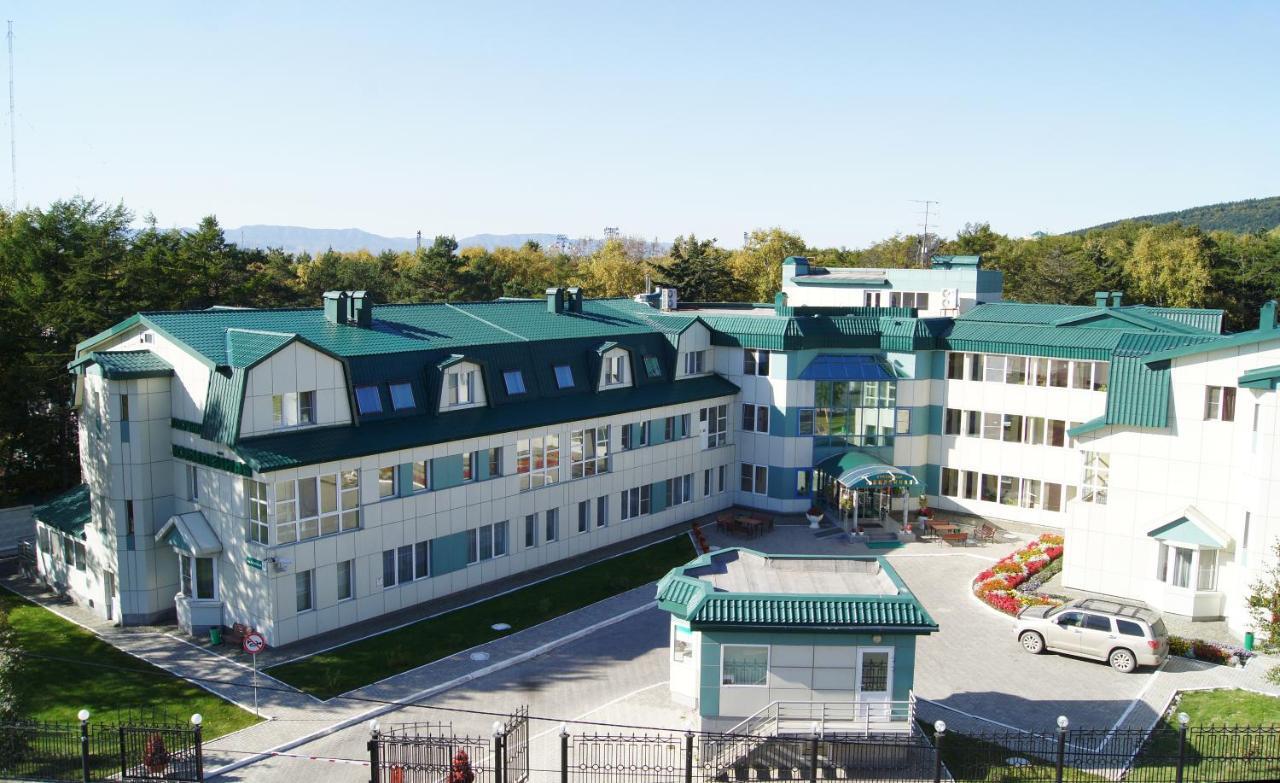 Hotel Yubileynaya Yuzhno-Sakhalinsk Exterior photo